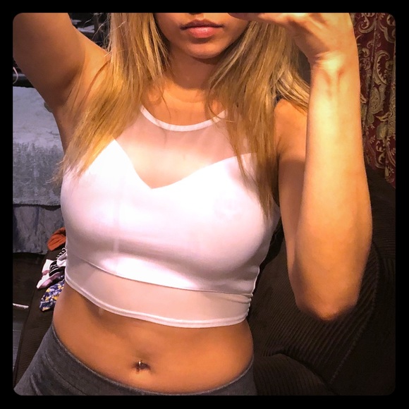 White sheer crop top - Picture 2 of 4